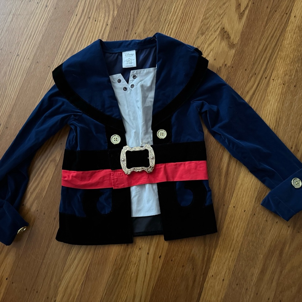 Disney Jake and the Neverland Pirate Costume Jacket (child size 5/6)